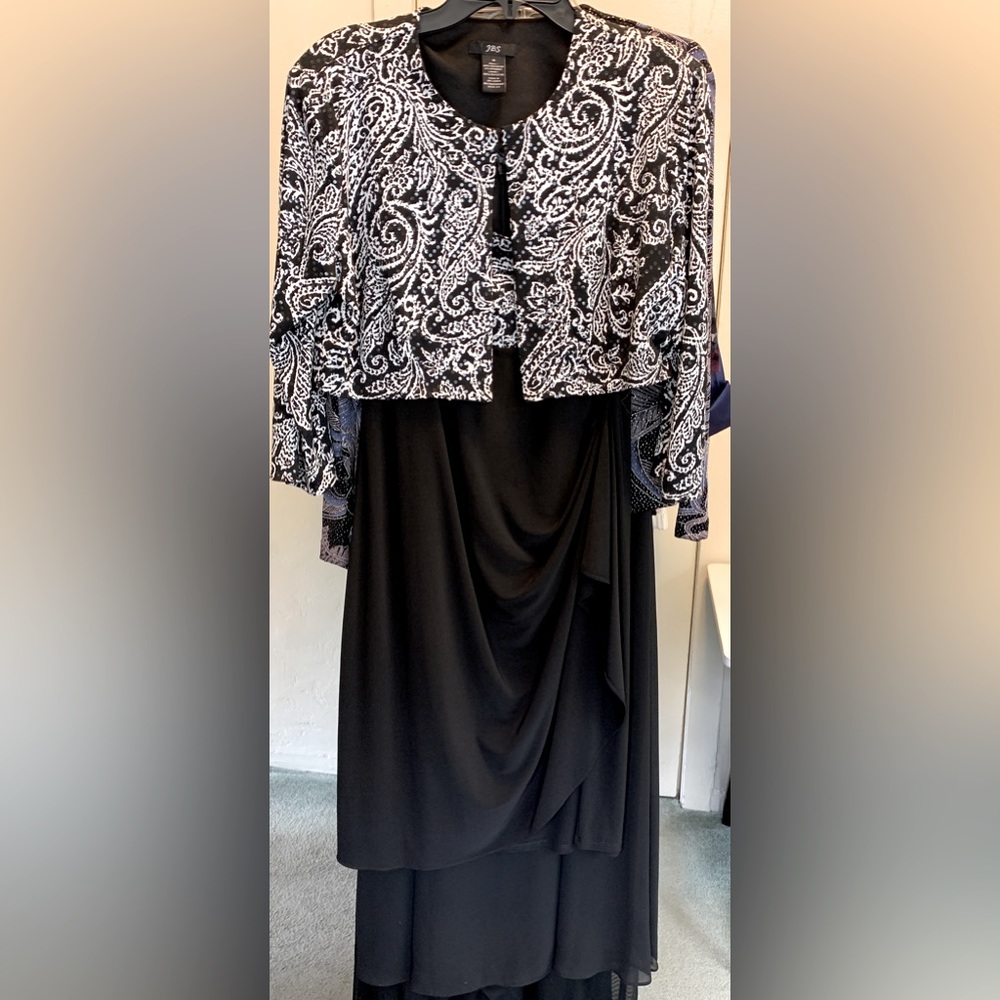 JBS black & white sleeveless dress with cropped 3/4 sleeved cover jacket